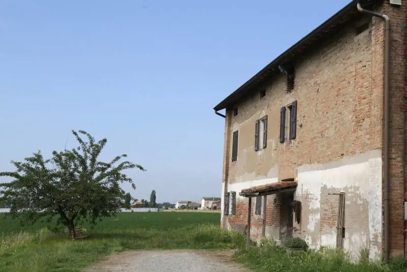 La casa dove viveva lo zio di Saman Abbas