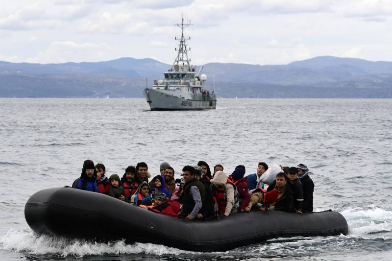 Più poteri a Frontex e Piano Mattei: sui migranti Ursula "copia" Meloni