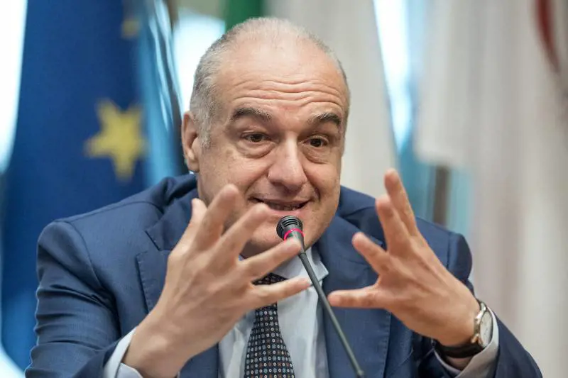 "Tolleranza zero su abusi. Basta degrado a Termini"
