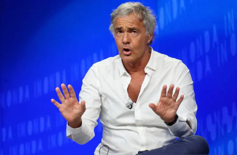 Chi dà voce ai No Vax "a braccio"