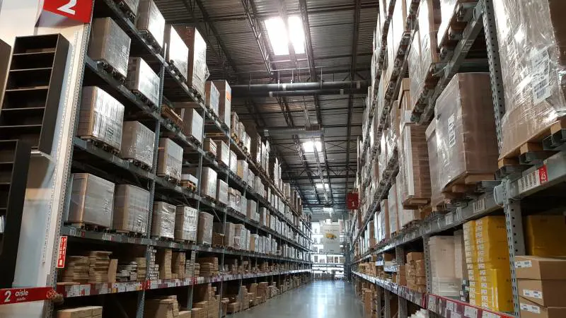 Spionaggio contro dipendenti e clienti: Ikea multata per oltre un milione di euro