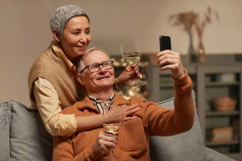 Over 60: IlGiornale.it e la Longevity Economy