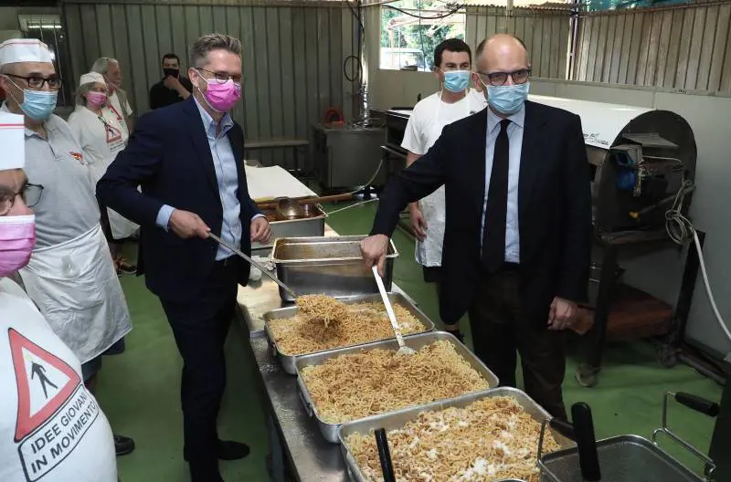Epurazioni, imbarazzi e tensioni. Perché il Pd di Letta è già un flop