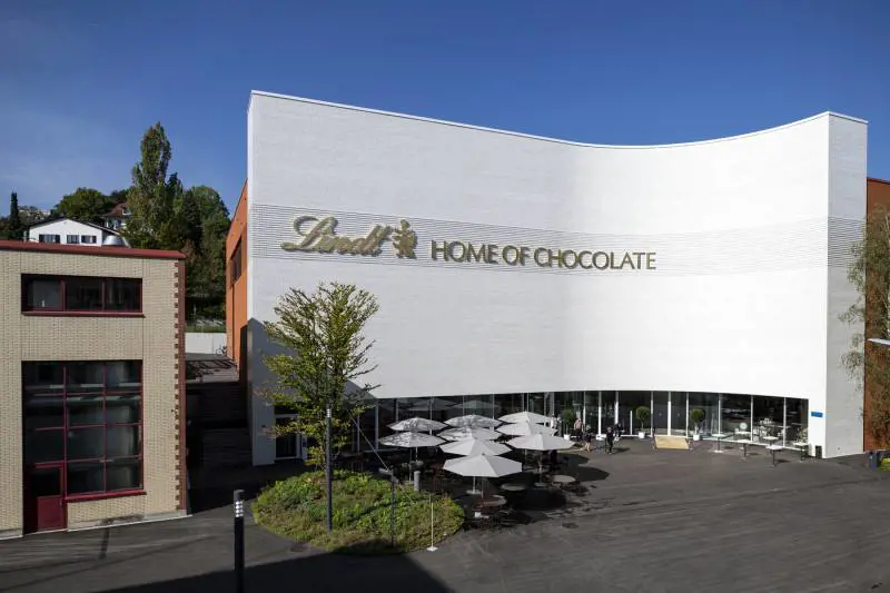 È scoppiata la guerra del cioccolato: cosa rischia l'Italia