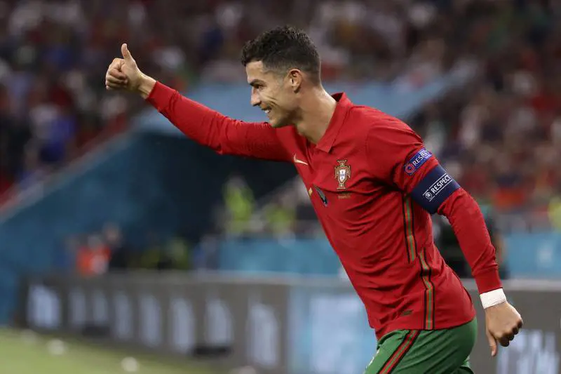 CR7 di rigore non abdica: re dei bomber nazionali. Francia, riecco Benzema
