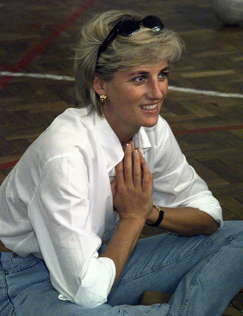 La monarchia, i servizi segreti, la stampa: chi ha ucciso Lady Diana? 