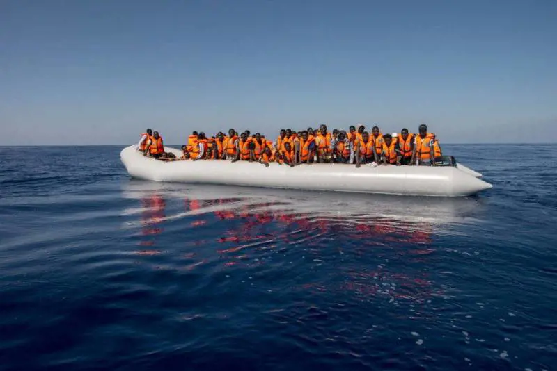 Hotspot al collasso, ma Sea Watch chiede un porto sicuro