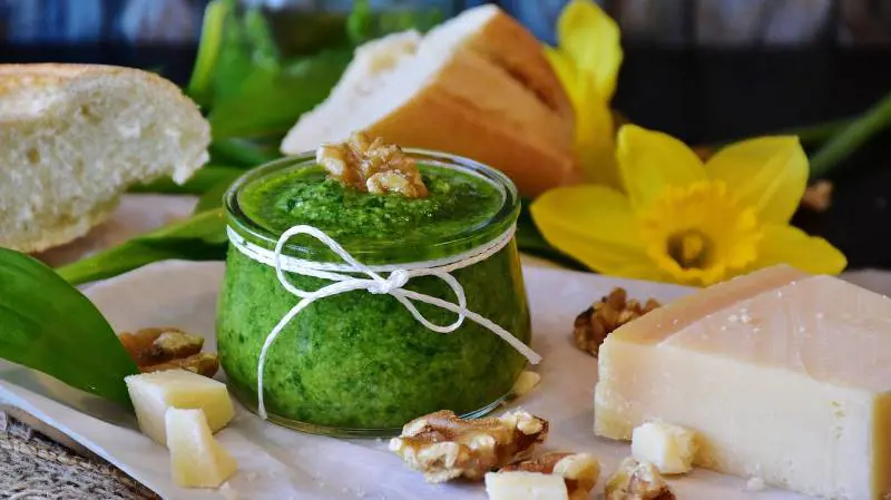 Il pesto batte il pomodoro. Ecco cosa vogliono a tavola gli under 12