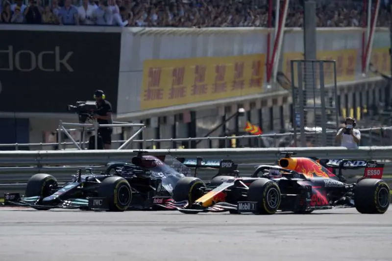 Alesi: "Fermateli, prima che facciano male a se stessi... o persino al pubblico"