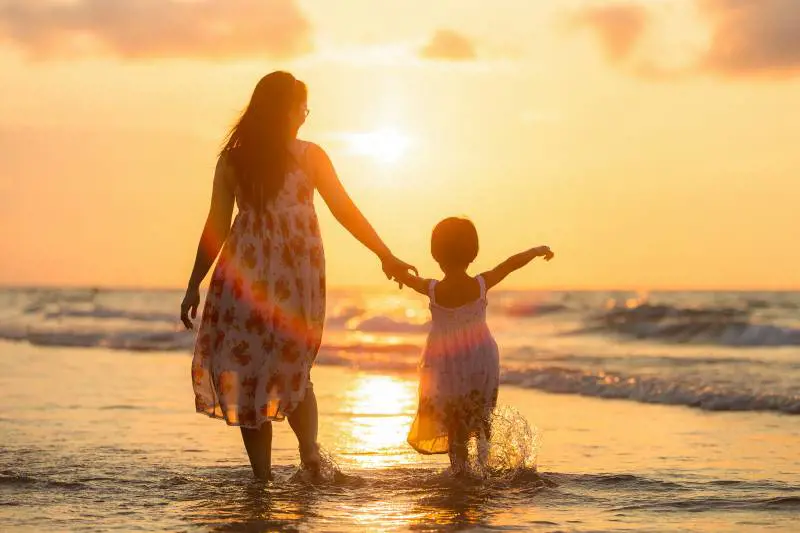 Attaccare il ruolo della mamma è autodistruzione