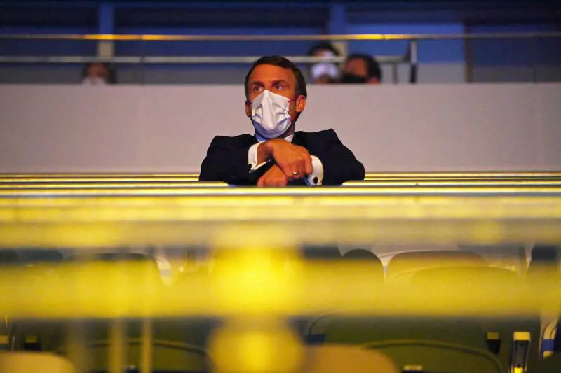 "Macron come Hitler". E il presidente fa causa Niente scuse in Polinesia