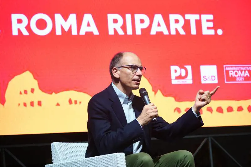 Letta si congratula con Giuseppi: base Pd in rivolta