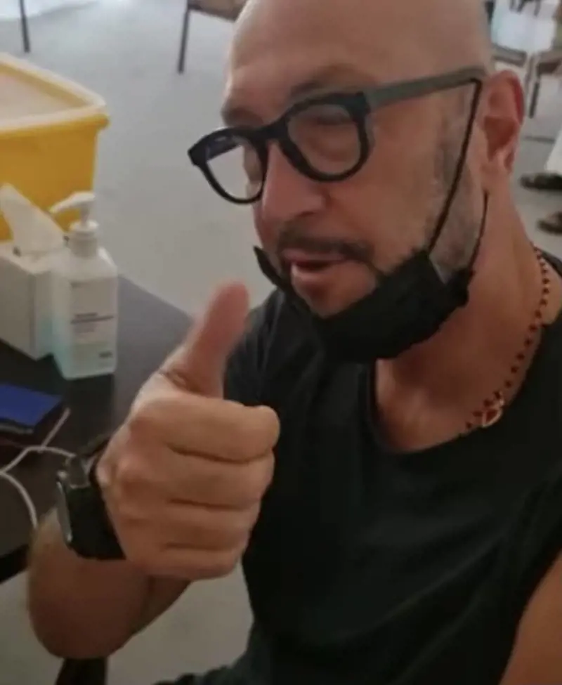 Per Walter Zenga quattro dosi di vaccino per tornare in Italia: ecco perché
