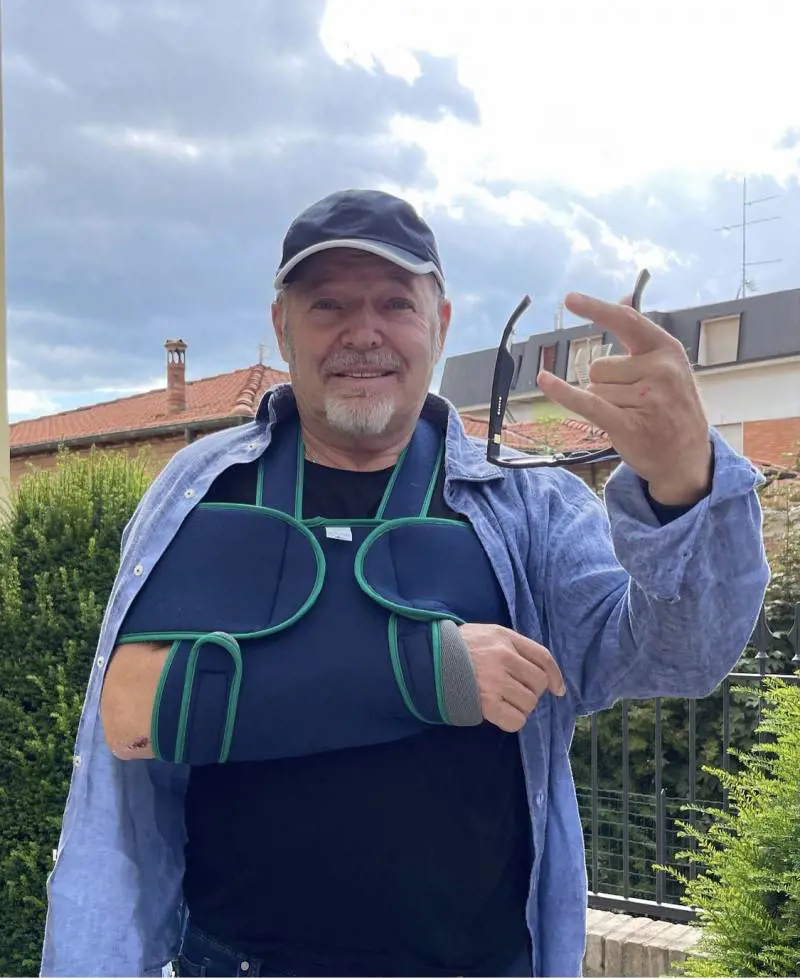 "Un male boia...", incidente in bici per Vasco Rossi