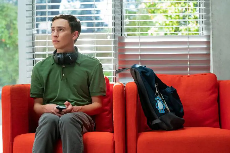Atypical parla di autismo. Ma la realtà è differente