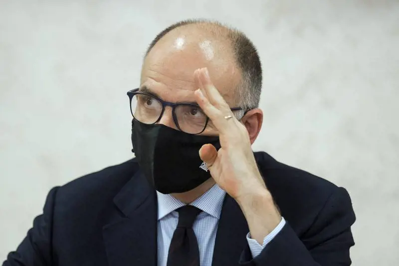 "Ora con Letta...", "Già con Zingaretti": Pd in tilt sullo ius soli