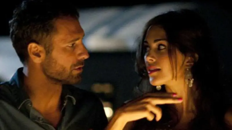 Immaturi - il viaggio, così è nato l'amore tra Raoul Bova e Rocio Munoz Morales