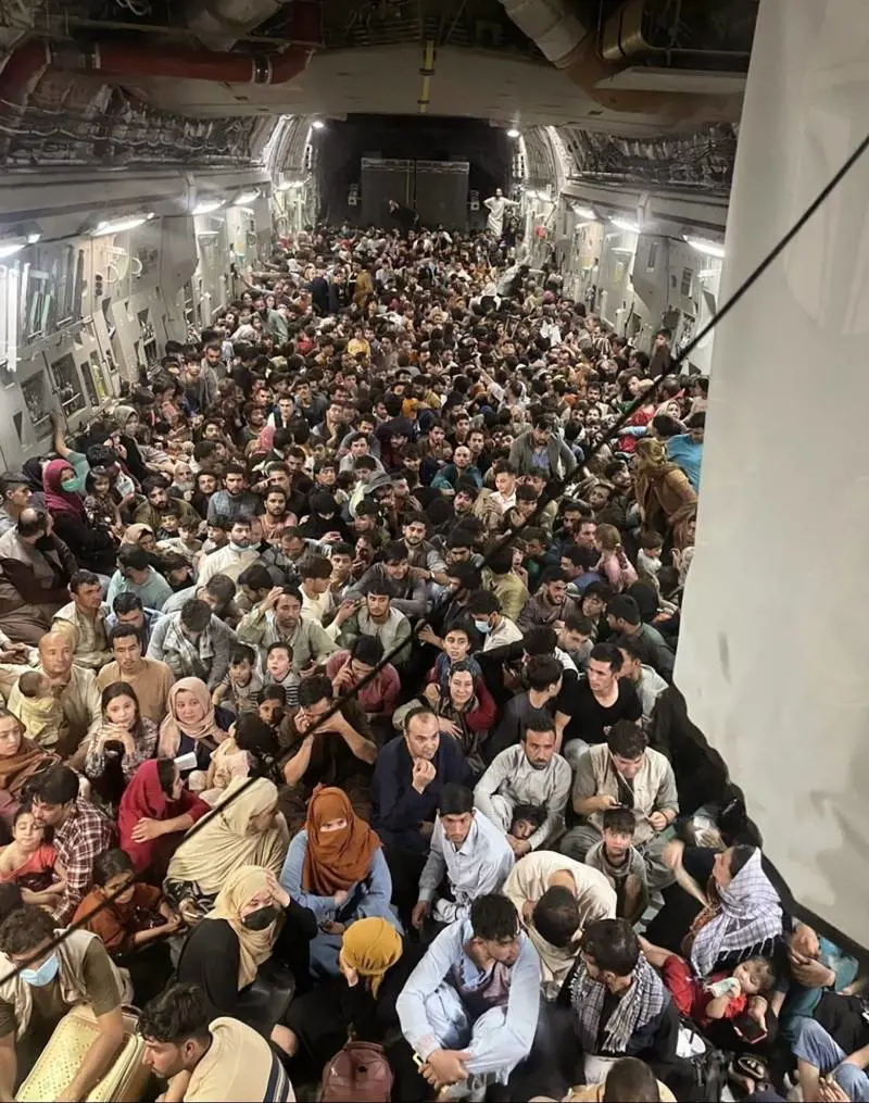 Profughi e migranti: due problemi diversi