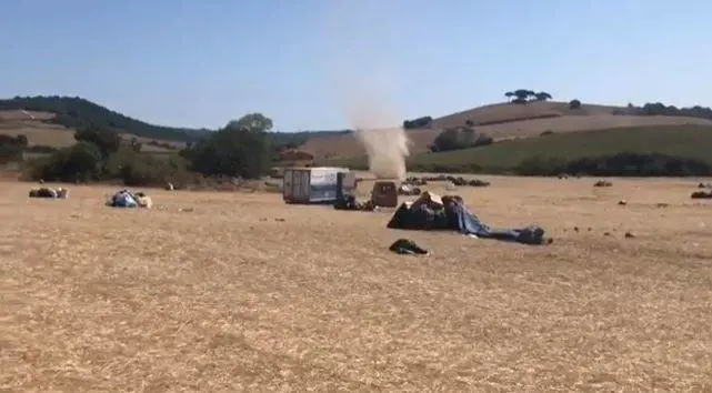 Rave party a Viterbo, il campo (devastato) si svuota. La Lega: "Lamorgese tace"