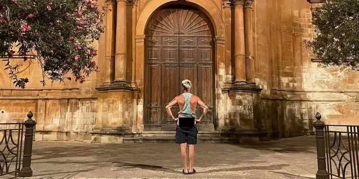 La foto della vergogna che fa infuriare la Sicilia