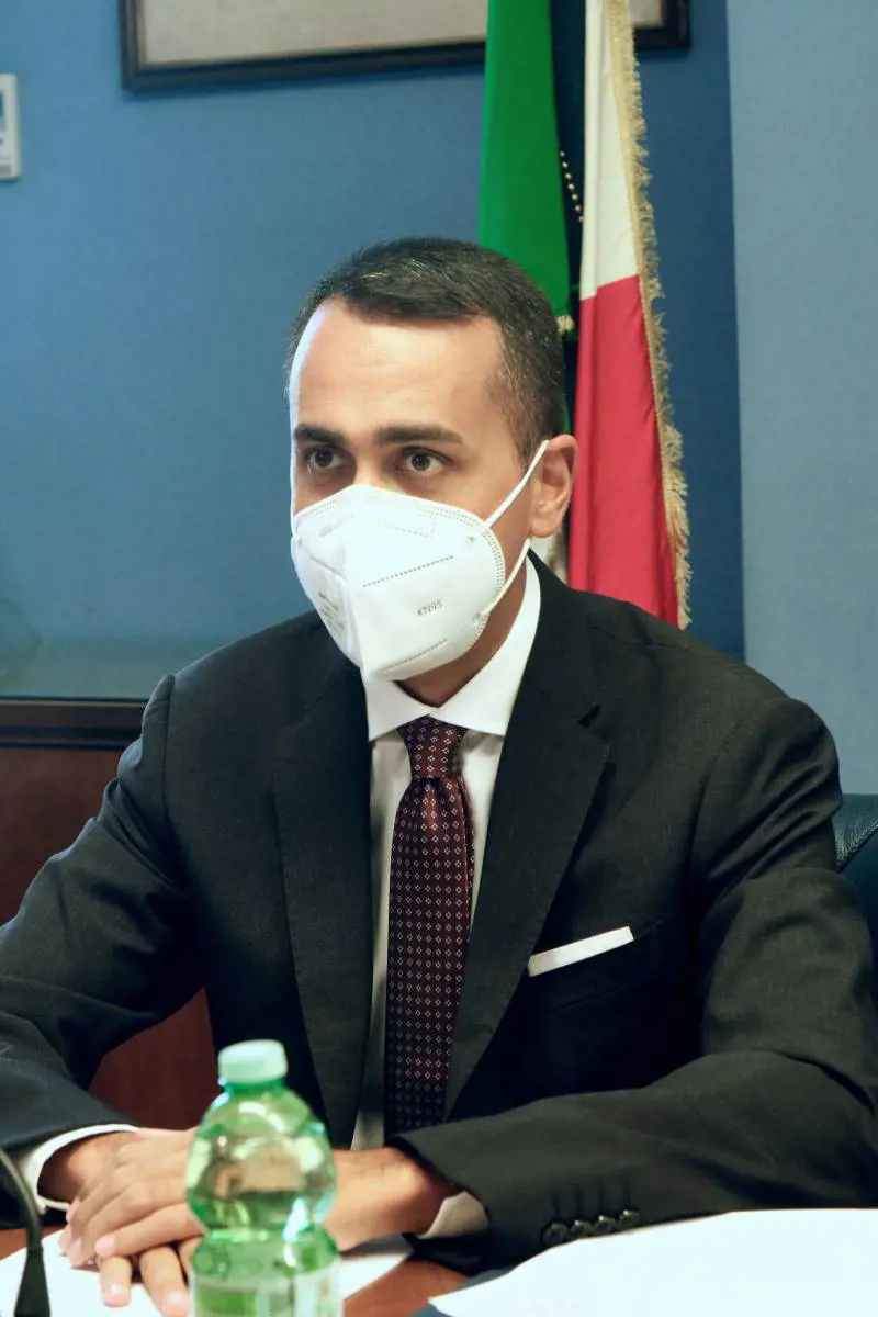 Di Maio candida i suoi al Quirinale