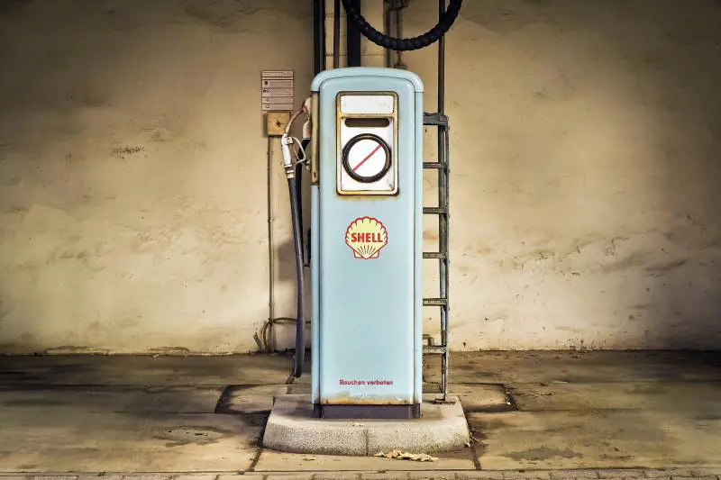 Finite anche le ultime scorte, addio alla benzina al piombo. L'Onu: "Ce l'abbiamo fatta"