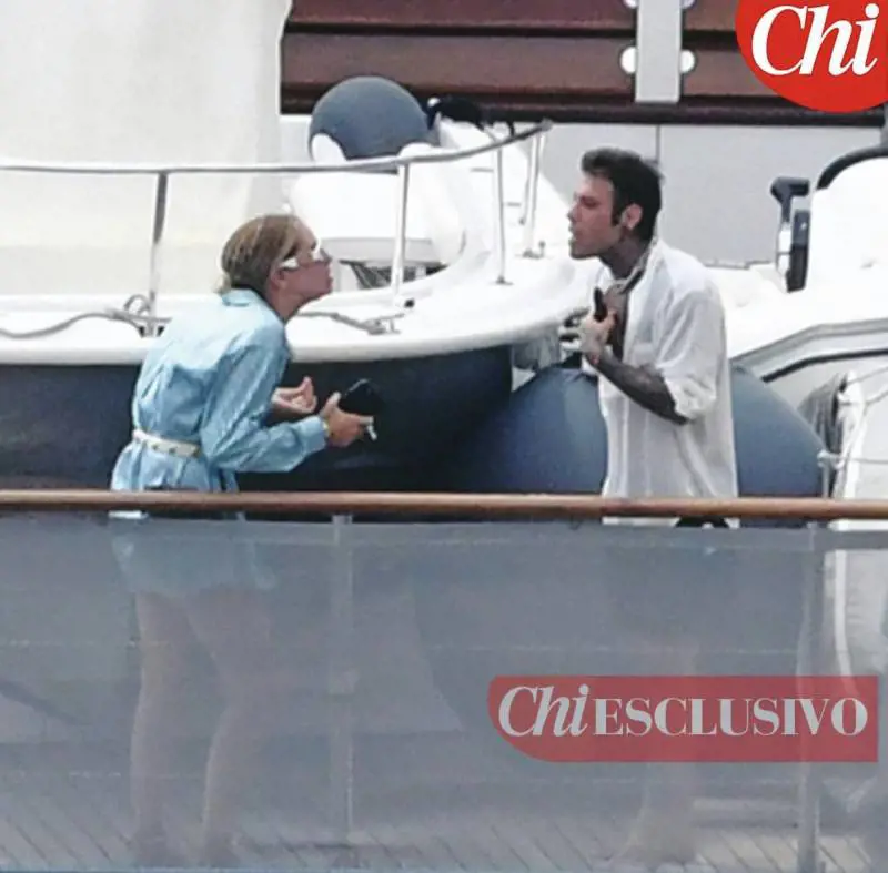 “Il litigio? Organizzato…”: i dubbi dei follower sui Ferragnez