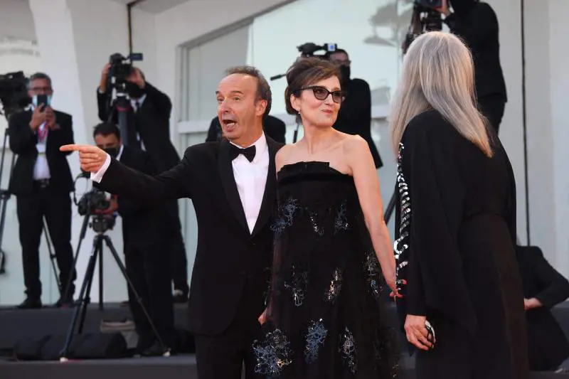 La dedica d'amore di Benigni che commuove l'Italia