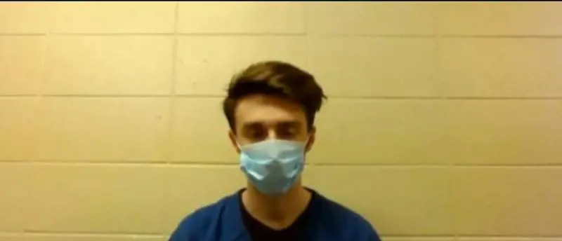Cerca sul web "cadaveri smembrati". Poi fa a pezzi i genitori