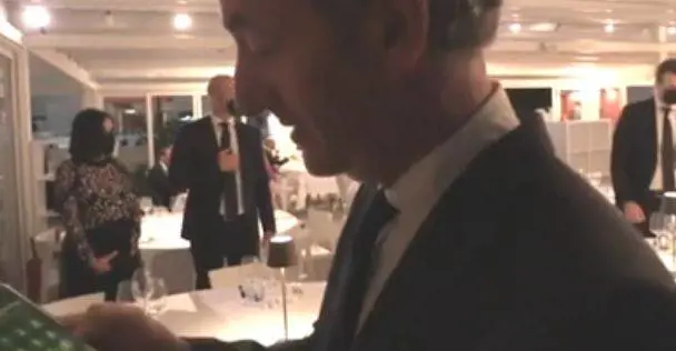 Green pass, l’affondo (a distanza) di Zaia: "Io ce l’ho"