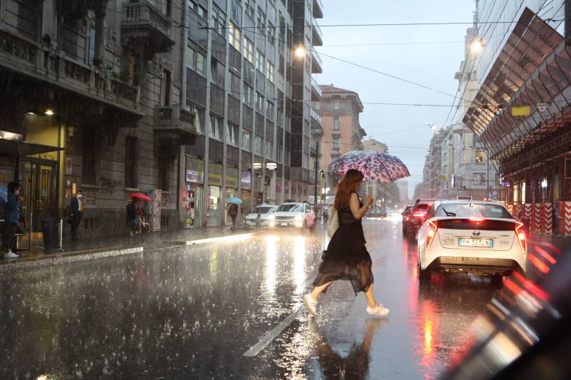 FOTO Nubifragio a Milano il Giornale