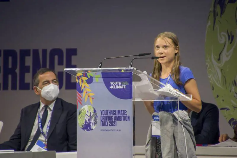 Sala, Greta e le "favole" verdi. L'aria qui migliora da decenni