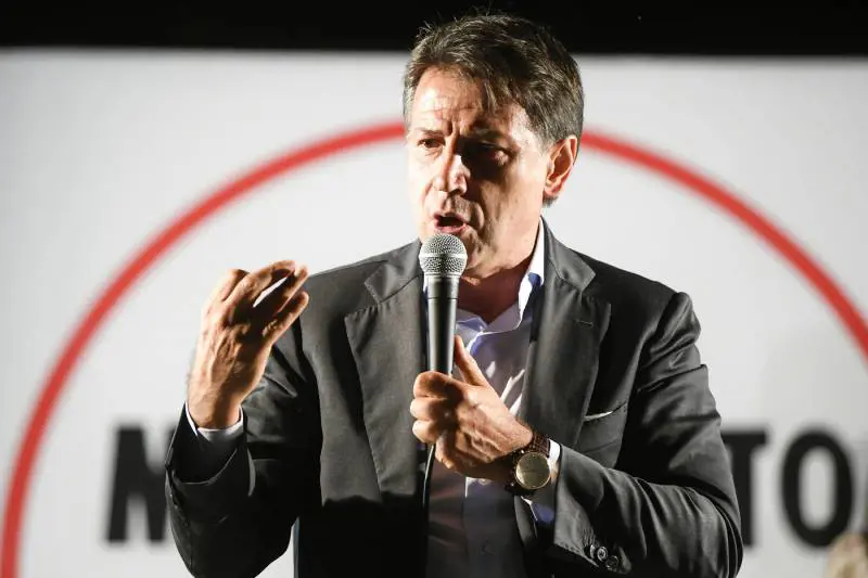 "Fagocitati dal Pd". Perché ora Conte può esplodere