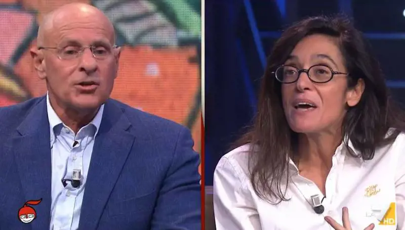 "Perché non mi guardi?". Scontro in tv a Di Martedì