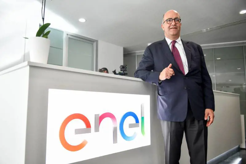 "Per tagliare la bolletta servono più rinnovabili e meno burocrazia"