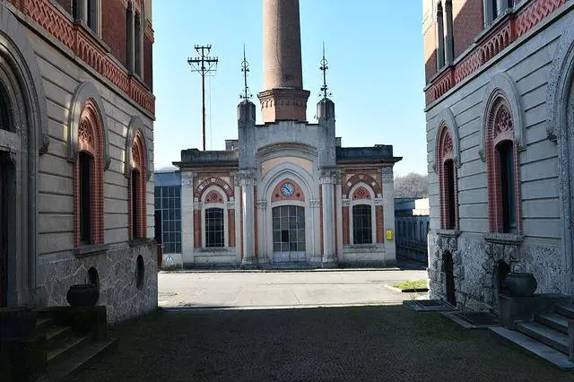 In viaggio tra Crespi d'Adda e Maranello: boom (tra under 40) del turismo industriale