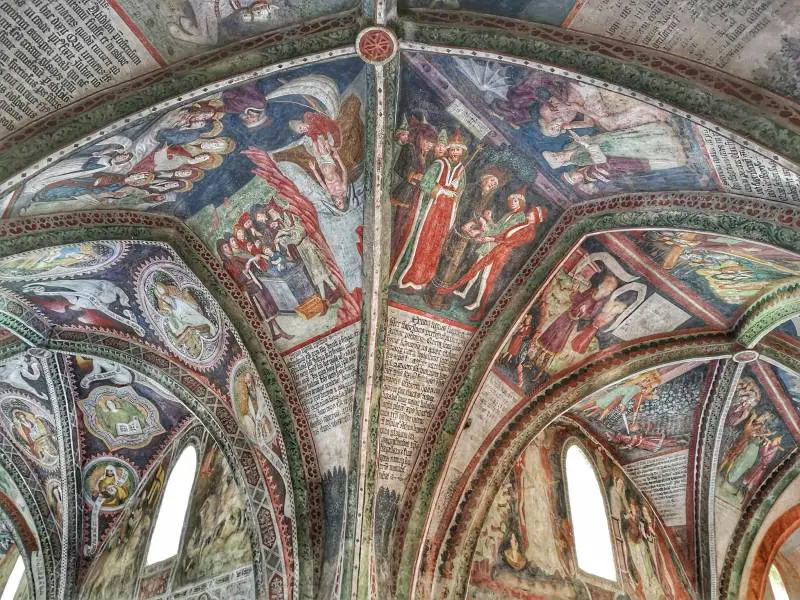 Galatina, dal pasticciotto alle "tarantate" guarite dai santi