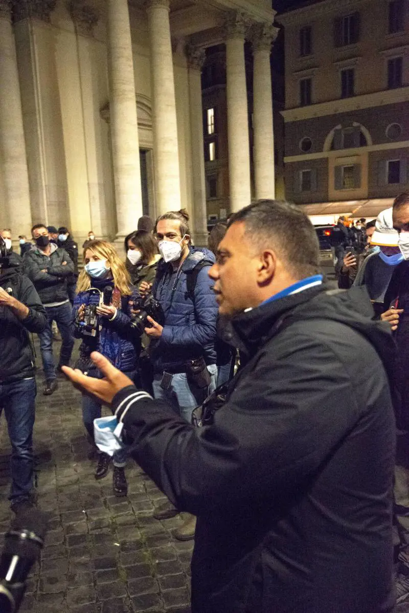 "Portateci da Landini o...": la frase choc prima delle violenze