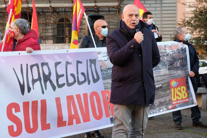 “Mi piace la gnocca". Marco Rizzo demolisce il politicamente corretto