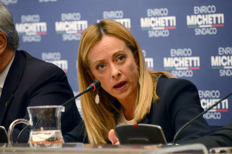 La Meloni attacca Conte: "Soldi dal Venezuela a M5s? Chiarisca"