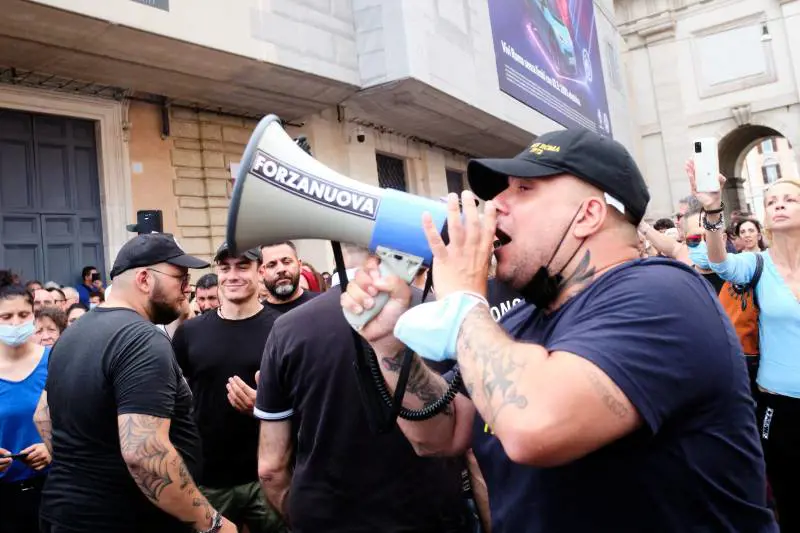 L'inchiesta Forza nuova-Cgil: "C'era l'accordo con la Digos"