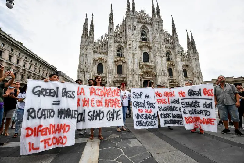 Per il corteo dei 10mila blindata la sede Cgil