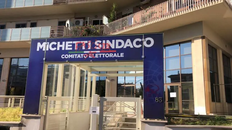"Ricordati piazzale Loreto". La furia antifascista contro Michetti