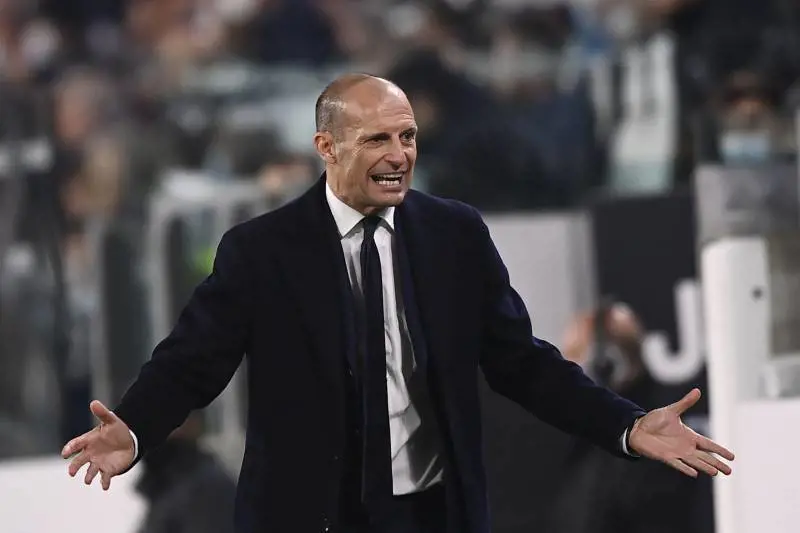 Operazione aggancio, ma Allegri si smarca: "L'Inter è la favorita..."