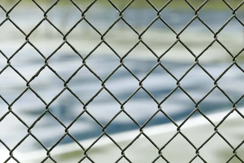 "Sei un negro e sarai schiavo a vita". Gli insulti choc all'immigrato