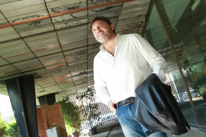 "Abbiamo raccontato...". Ranucci si difende, ma è pioggia di critiche