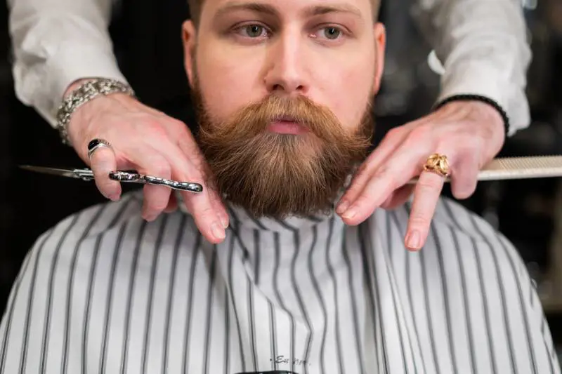 Movember, il mese della prevenzione maschile