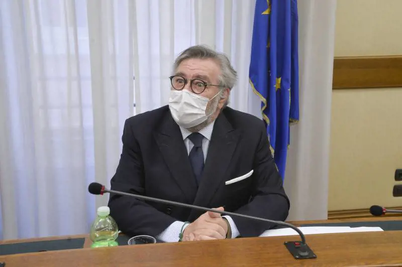 "Il centrodestra non è solo un contenitore. I nostri valori diventino un programma"