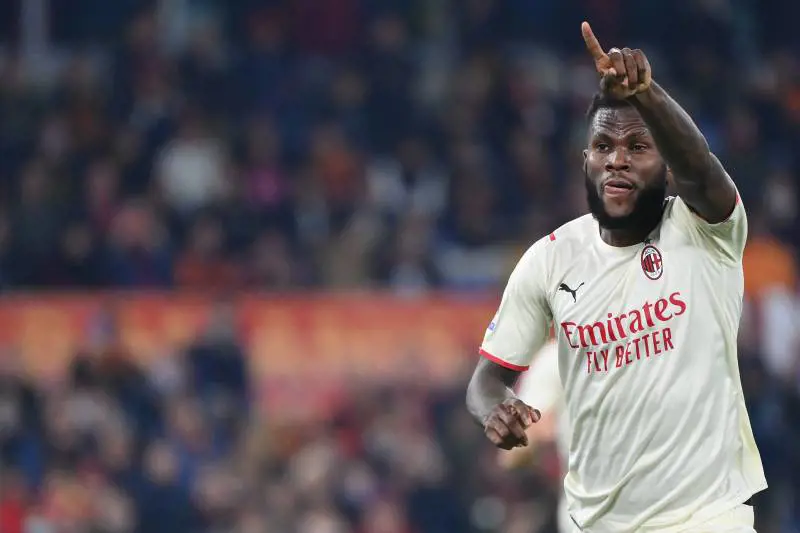 Seedorf asfalta Kessie: "Soldi? Non mi pare..."