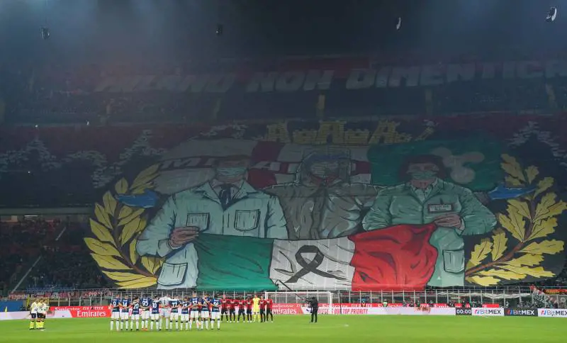 Quello striscione dei rossoneri fa bene all'essere umano